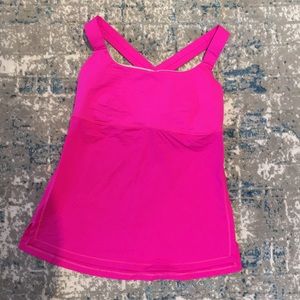 LULULEMON TANK